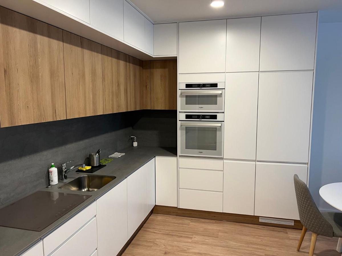 Apartament Mieszczanski Klima-Parkigfree2X-Netflix-Youtube Wrocław Exterior foto