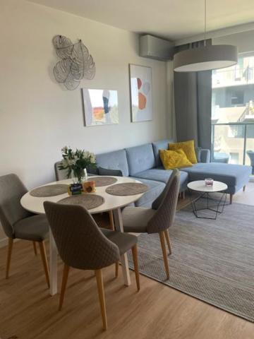 Apartament Mieszczanski Klima-Parkigfree2X-Netflix-Youtube Wrocław Exterior foto